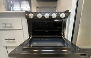 Come Vibe in the Vibe!