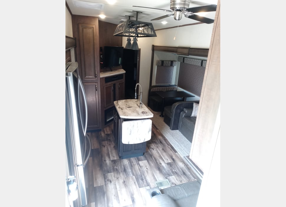 Fifth Wheel rentals in CHINA SPRING