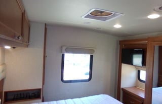 2017 Winnebago Sunstar 31BE "Big Beauty"