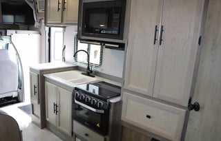 2022 Coachmen RV Cross Trail XL 22XGL Ford E-350