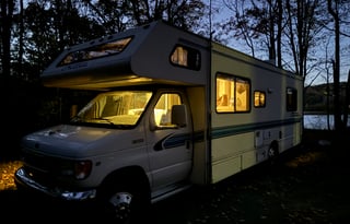 Tom & Sparkle Dog’s RV Rental!