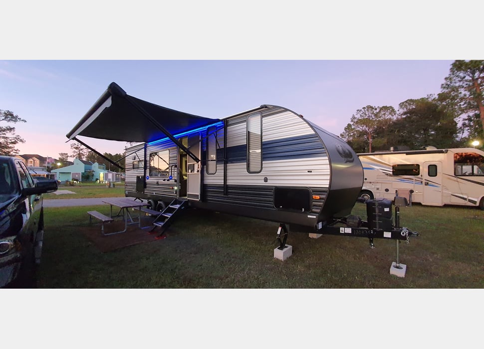 Travel Trailer rentals in Madras