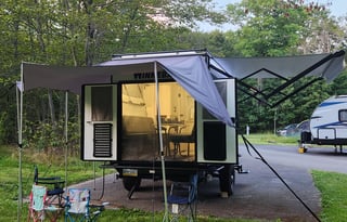 Dream - Lightweight. Off-Grid Ready.