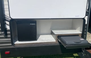 Reynolds Family Pet Friendly RV Rental