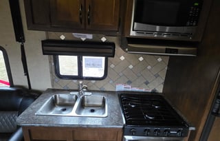 2017 Pacific Coachworks Powerlite 22FS