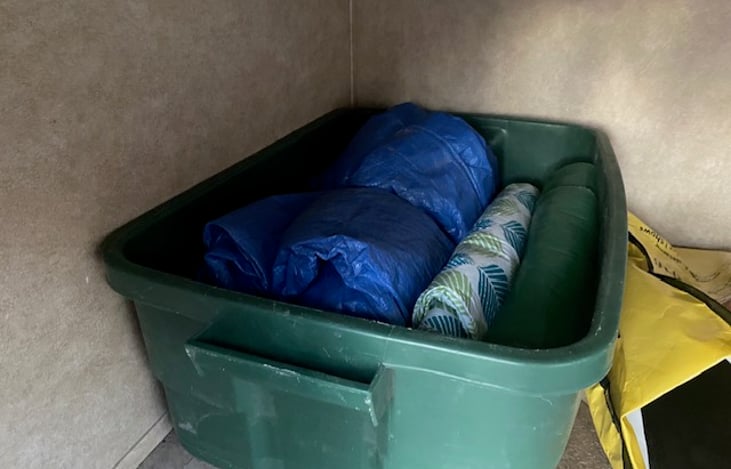 tarp, and 2 table cloths