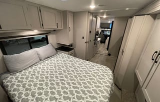 2024 Coachmen RV Freelander 30BH Ford 450