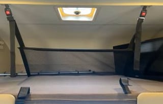 2018 Thor Motor Coach Four Winds, Sleeps 6/25ft