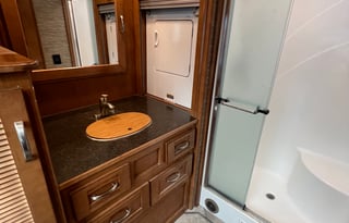 "The DreamCatcher" 2019 Winnebago Forza 38w