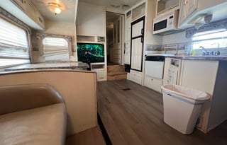 RV right off of I-10 with 6 Acre Pond
