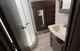 2019 Forest River RV Cherokee Arctic Wolf 305ML6