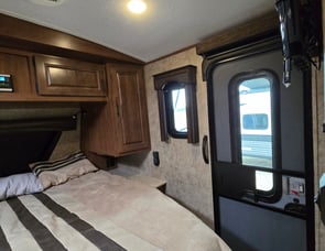 Outdoors RV Timber Ridge Titanium Series 26KVS