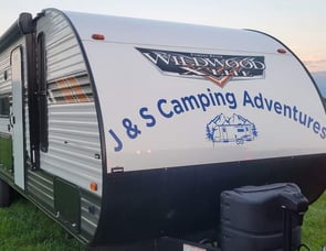 Forest River RV Wildwood X-Lite 28VBXL