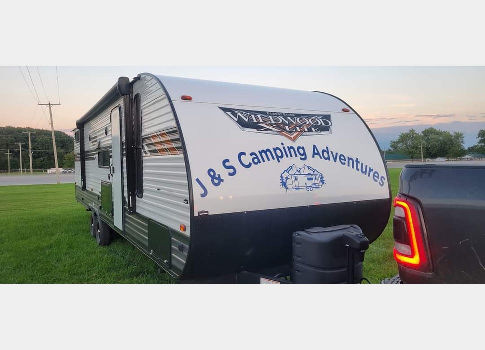 Travel Trailer rentals in Evans City