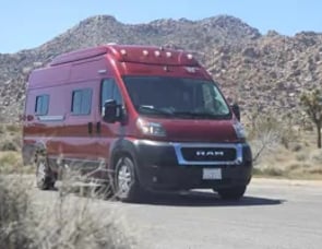 Winnebago Solis 59PX