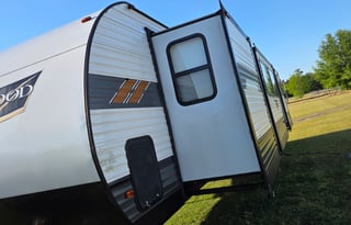 Forrest river wildwood 33ts