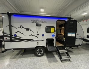 Forest River RV Cherokee Wolf Pup Black Label 16BHSBL