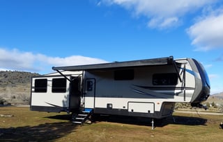 2019 Keystone RV Sprinter Campfire Edition 31FWMB