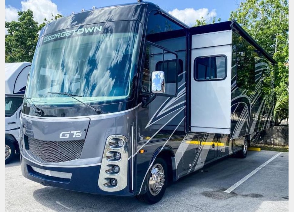 Class A Motor Home rentals in San Diego