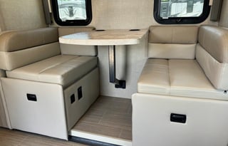 Pet Friendly, Easy to Drive. Mercedes 24FT, Diesel