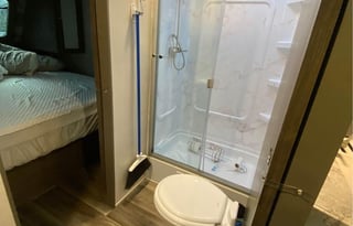 2022 Keystone RV Cougar 30 BHS BUNK HOUSE