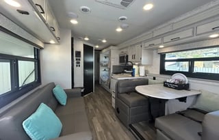 Alante Family Luxury RV - Endless Adventures!  A-1