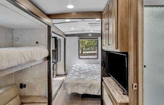 GLAMPING ALERT! Beautiful 2021 Forest River RV