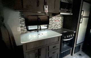 2021 Luxury Toy Hauler