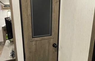 Large Bunks/ Modern/ Sleeps 10