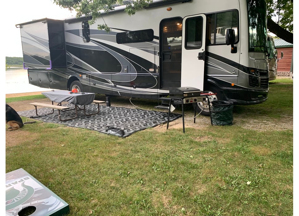 Class A Motor Home rentals in Lake Orion