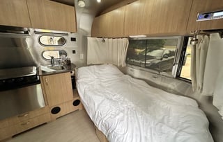 Magnolia 1-AIRSTREAM Flying Cloud 19*FULLY Loaded*