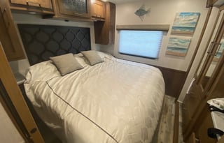 Bunkhouse "Slack Tide" 2021 Coachmen Pursuit 31BH