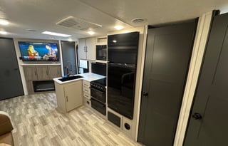 Howdy Y’all! It’s time to go campin’!