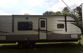 "Millennium Falcon"  Luxury unit with Bunkhouse