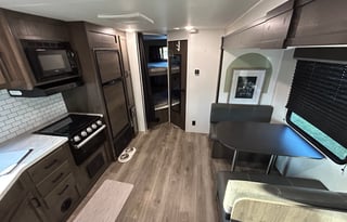 2021 Starcraft Autumn Ridge 26BHS