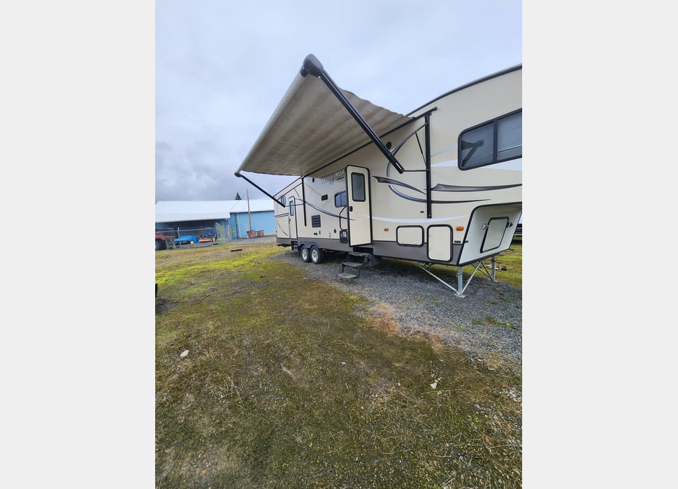 Fifth Wheel rentals in Yelm