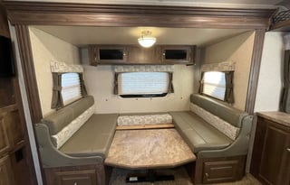 2019 Forest River RV Flagstaff Shamrock 233S
