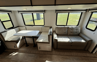 2024 Mallard M32 0779