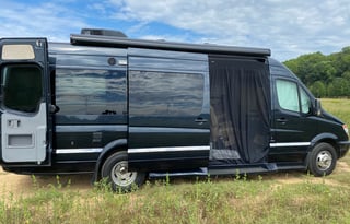 Mercedes Sprinter Winnebago ERA 70X