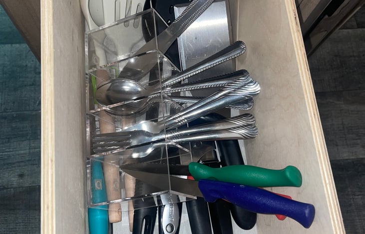 Silverware & small knives