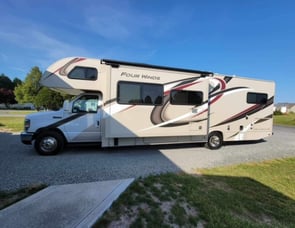 Thor Motor Coach Four Winds 31B