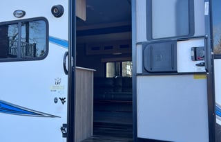 2020 Coachmen RV Freedom Express Select 31SE