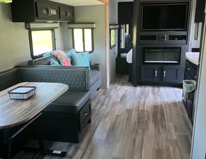 Coachmen RV Freedom Express Liberty Edition 292BHDSLE