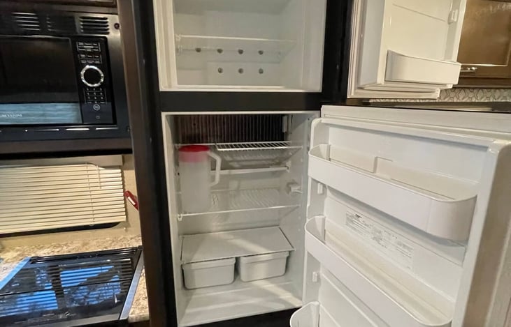 propane powered refridgerator