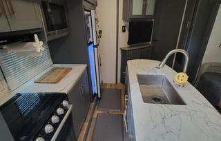 2023 Keystone Bullet Ultra Lite 330BHS