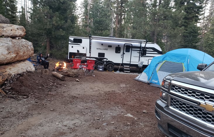Rock Creek RD off the grid free camping next to Dinkey Creek