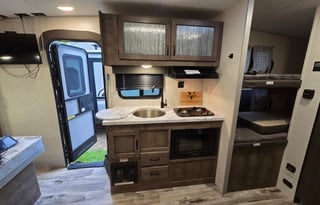 2022 Venture Sonic Lite 169VUD