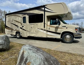 Coachmen RV Leprechaun 260DS Ford 450