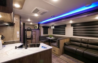 **Alpha Wolf Bunk House-Beautiful!**