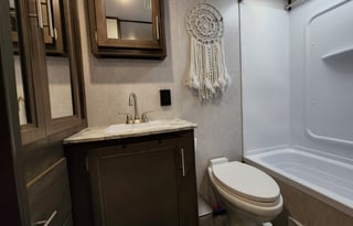 2020 Coleman Light **Fully Stocked**